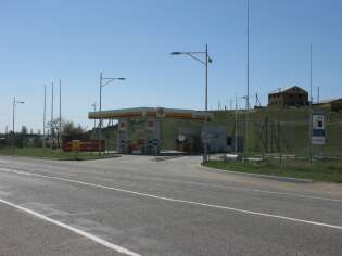 Shell, пр. Победы, село Акрополис, трасса Симферополь-Феодосия 6 км + 400 м, Симферополь, Крым